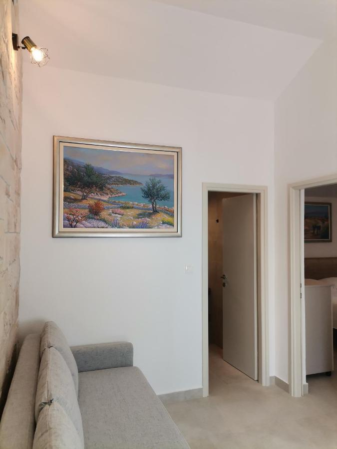 Holiday Batarelo Trogir Exterior photo